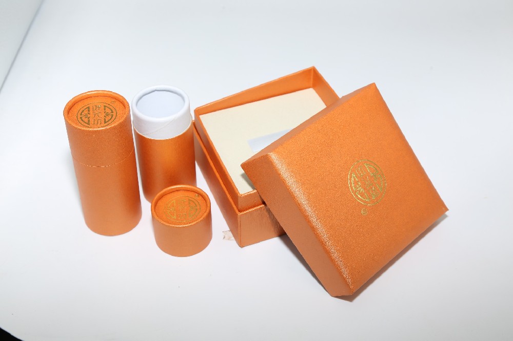 廣州包裝盒印刷廠：幫你打造獨一無二的禮品盒、食品盒和灑具盒！